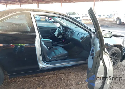 2002 Honda Accord 3.0 Ex from USA, damaged, VIN 1HGCG22592A017553